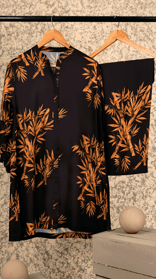 Noir Luxe with Gilded Branches - AREEJ | Online